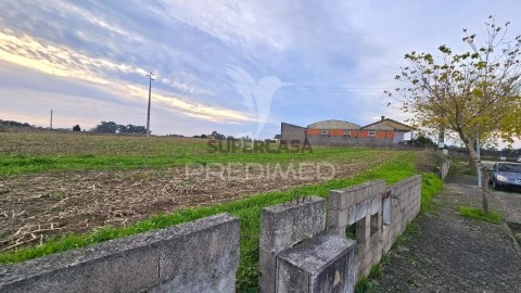 Terreno em Oliveirinha, Aveiro