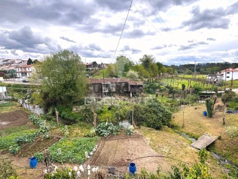 Moradia T5 em Sande (São Clemente), Guimarães