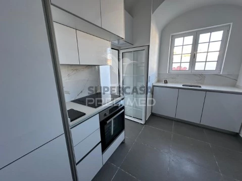 Apartamento T3 em Assunção, Ajuda, Salvador e Santo Ildefonso, Elvas
