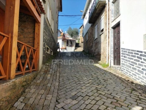 Moradia em Banda T12 em Aldeia São Francisco Assis, Covilhã