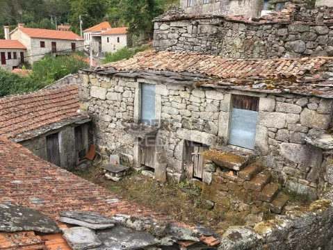 Moradia T5 em Préstimo e Macieira de Alcoba, Águeda