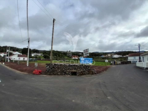Terreno em Terra Chã, Angra do Heroísmo