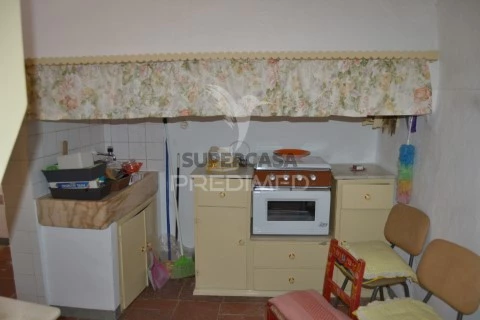 Haus 4 Zimmer auf Nossa Senhora da Conceição e São Bartolomeu, Vila Viçosa