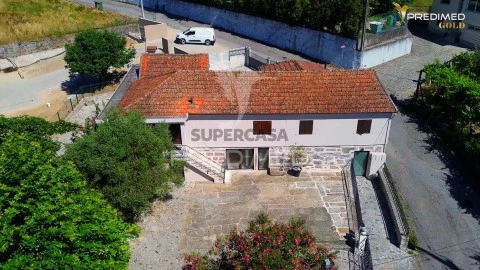 Moradia T3 em Margaride, Várzea, Lagares, Varziela, Moure, Felgueiras