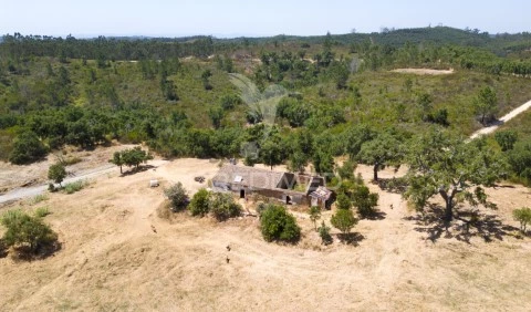 Casa Rústica T2 em Relíquias, Odemira