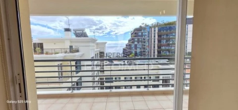 Apartamento T3 em Sé, Funchal