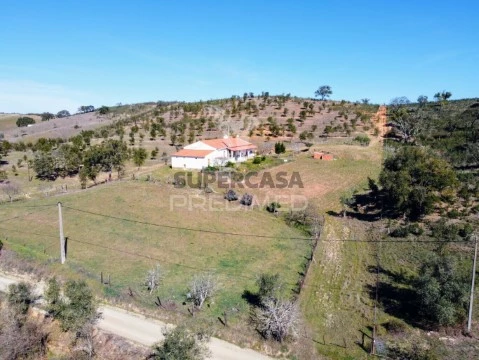 Moradia T2 em São Martinho das Amoreiras, Odemira