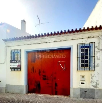 Garagem em Redondo, Redondo