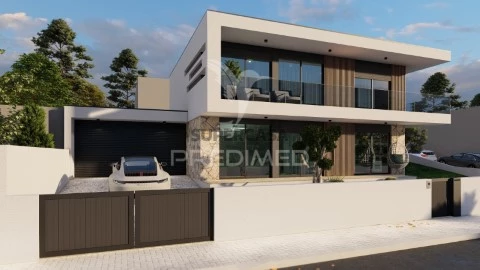 Moradia T4 em Prado (São Miguel), Vila Verde