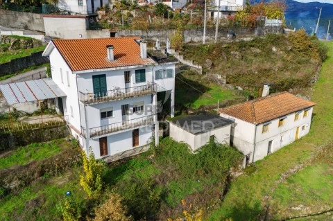 Moradia T3 em Salvador e Santo Aleixo de Além-Tâmega, Ribeira de Pena