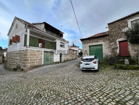 Maison 6 Chambres au Bouça, Mirandela