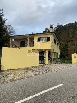 Moradia T3 em Aboadela, Sanche e Várzea, Amarante