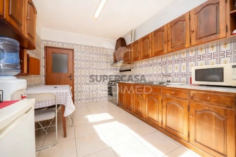Andar de Moradia T3 em Lomar e Arcos, Braga