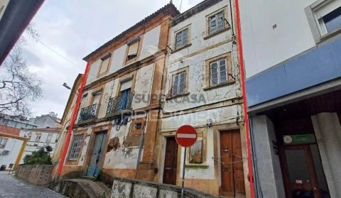 Prédio em Sé e São Lourenço, Portalegre