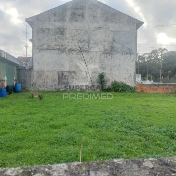 Terreno em Pedrouços, Maia