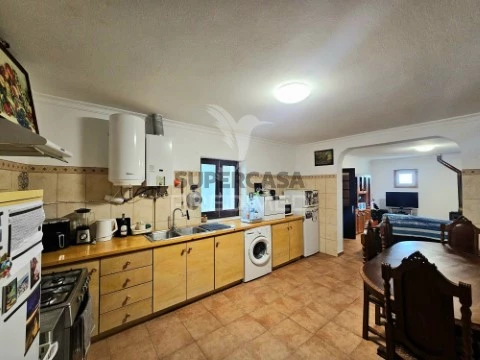 Moradia T2 em Santa Bárbara de Padrões, Castro Verde