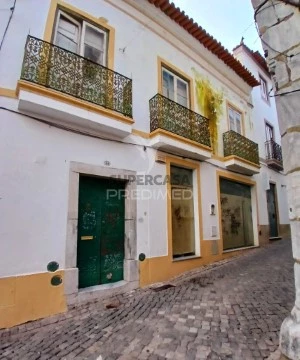 Apartamento T4 em Santiago Maior e São João Baptista, Beja
