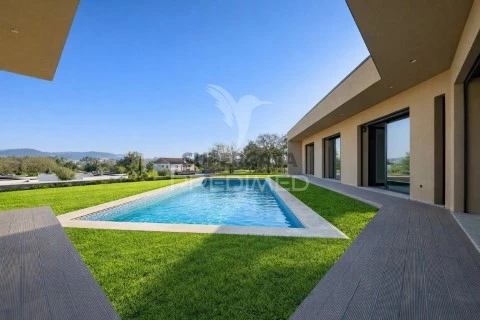 Moradia T3 em Lago, Amares