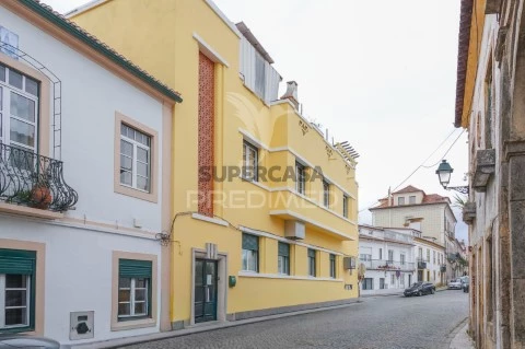 公寓 5 卧室 在 Abrantes (São Vicente e São João) e Alferrarede, Abrantes