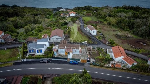 Moradia T2 em Lajes do Pico, Lajes do Pico