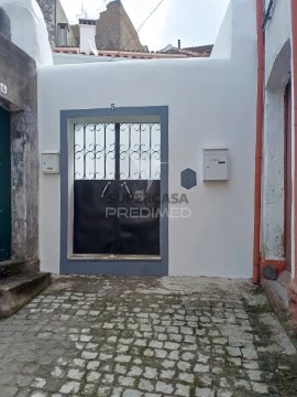 Moradia T2 em Sé e São Lourenço, Portalegre
