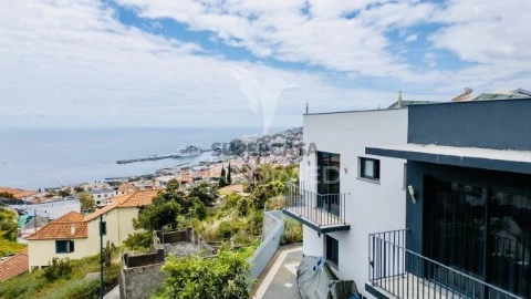 Moradia T5 em Santa Maria Maior, Funchal