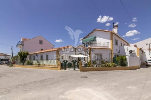 Comercial em Paialvo, Tomar