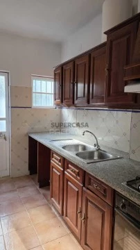 Apartamento T3 em Alcobaça e Vestiaria, Alcobaça