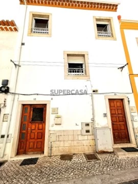Apartamento T6 em São João Baptista e Santa Maria dos Olivais, Tomar