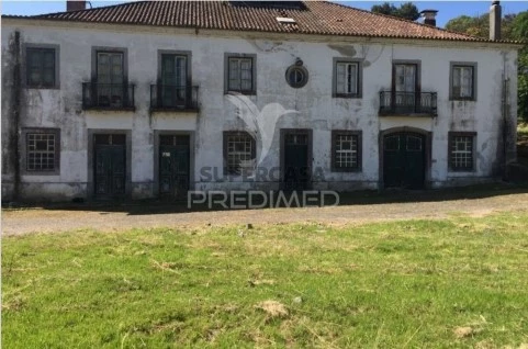 Prédio em Algés, Linda-a-Velha e Cruz Quebrada-Dafundo, Oeiras