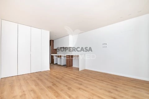 Apartamento T0 em São José de São Lázaro e São João do Souto, Braga