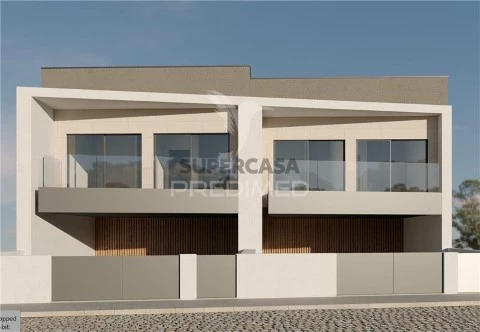 Moradia Geminada T4 em Coronado (São Romão e São Mamede), Trofa