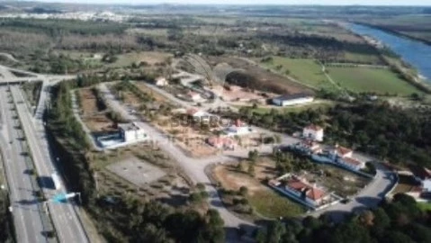 Terreno em Constância, Constância
