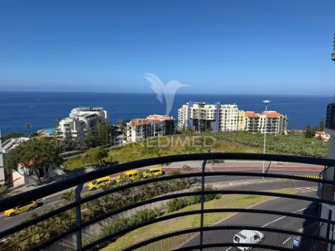 Apartamento T2 em São Martinho, Funchal