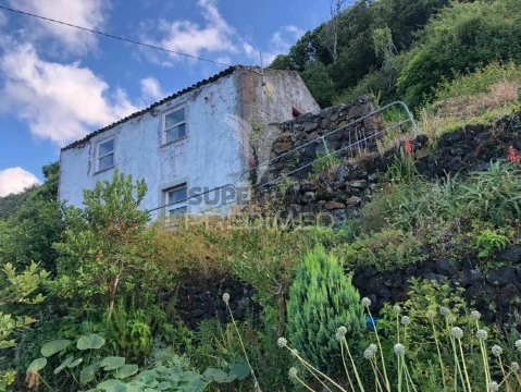 Moradia T2 em São Pedro, Ponta Delgada