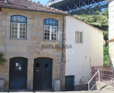 Moradia T4 em União das freguesias de Vila Real, Vila Real