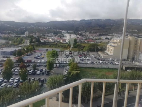 Apartment 3 Zimmer auf Peso da Régua e Godim, Peso da Régua
