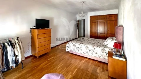 Apartment 4 Zimmer auf Nossa Senhora de Fátima, Entroncamento