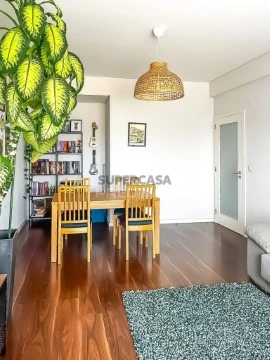 Apartamento T2 em Amora, Seixal