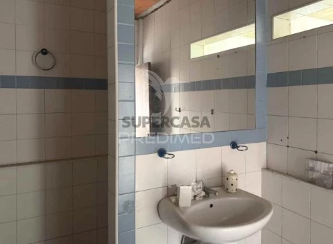 Moradia T4 em Vila Nova de Monsarros, Anadia