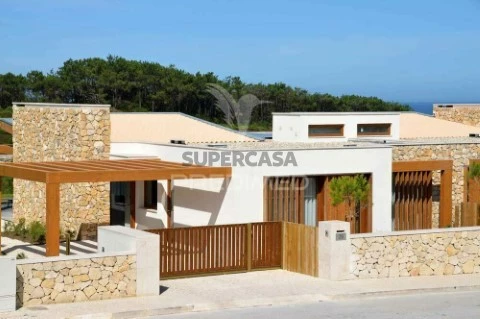 Moradia Geminada T2 em Vau, Óbidos