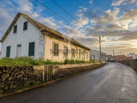 Huis 3 kamers Op Feteira, Angra do Heroísmo