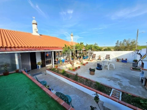 Moradia T4 em Castro Verde e Casével, Castro Verde