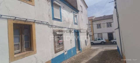 Moradia T4 em Espírito Santo, Nossa Senhora da Graça e São Simão, Nisa