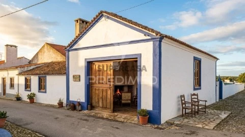 Moradia T0 em Ervedal, Avis