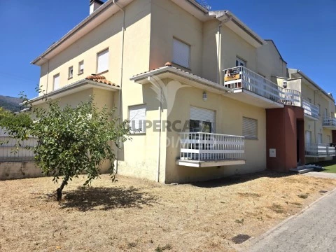 Apartamento T3 em Boidobra, Covilhã