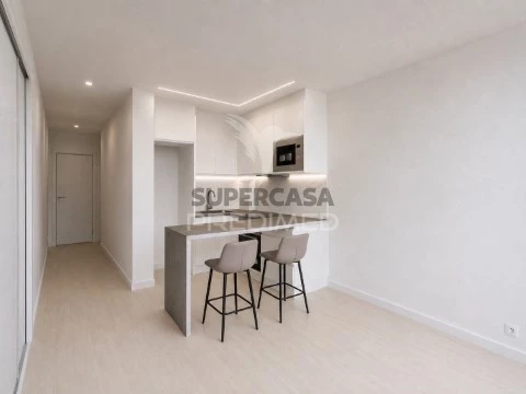 Apartamento T0 em Oeiras e São Julião da Barra, Paço de Arcos e Caxias, Oeiras