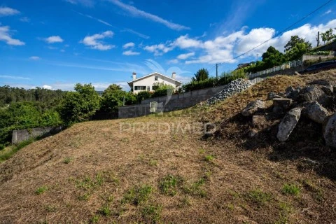 Terreno em Fiscal, Amares