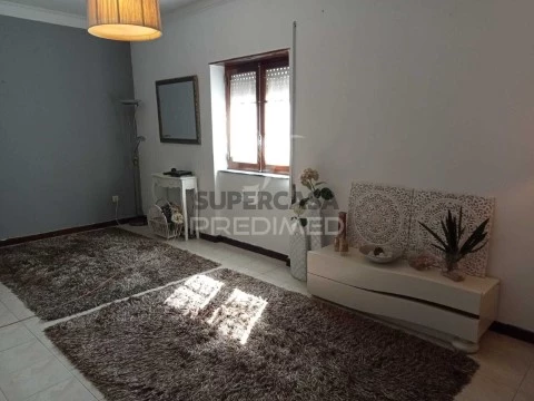 Moradia T3 em Salvador e Santa Maria da Feira, Beja