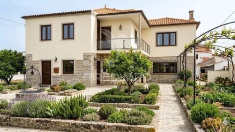 Haus 6 Zimmer auf Avis, Avis